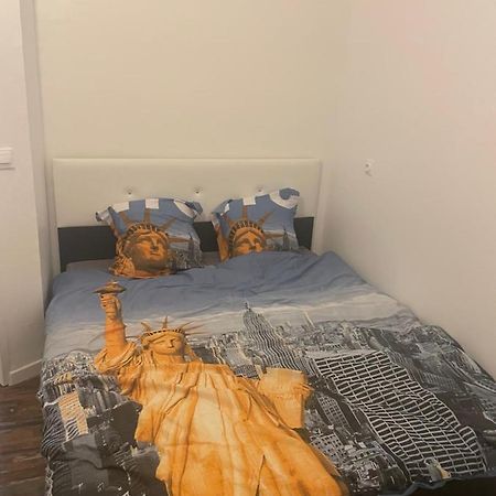 Logement Lagny Sur Marne Disneyland Paris Appartamento Esterno foto