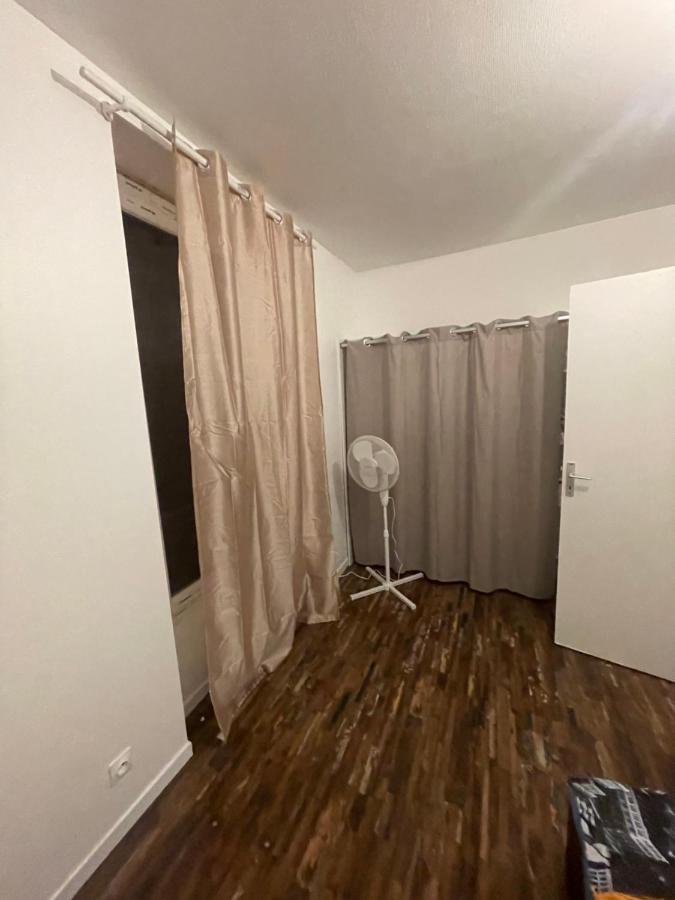 Logement Lagny Sur Marne Disneyland Paris Appartamento Esterno foto
